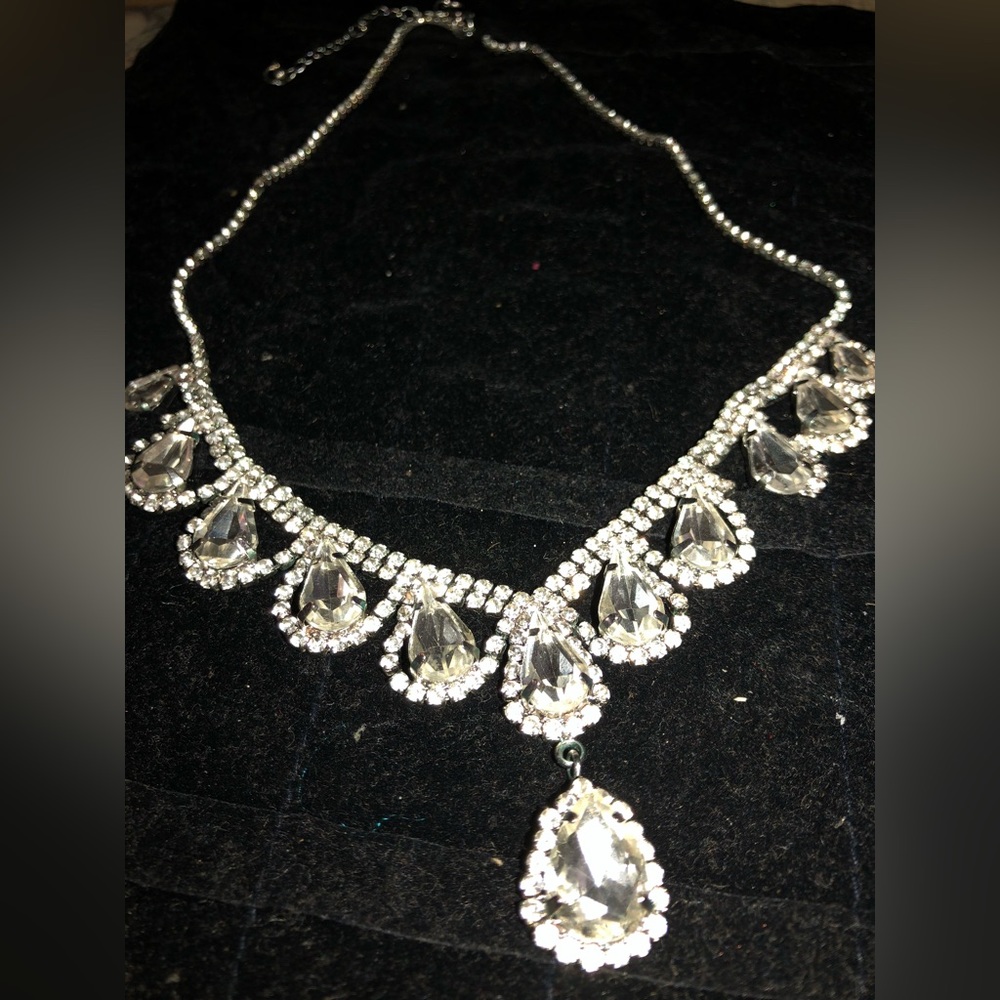 048 Ms Rubia Fashion necklaces
